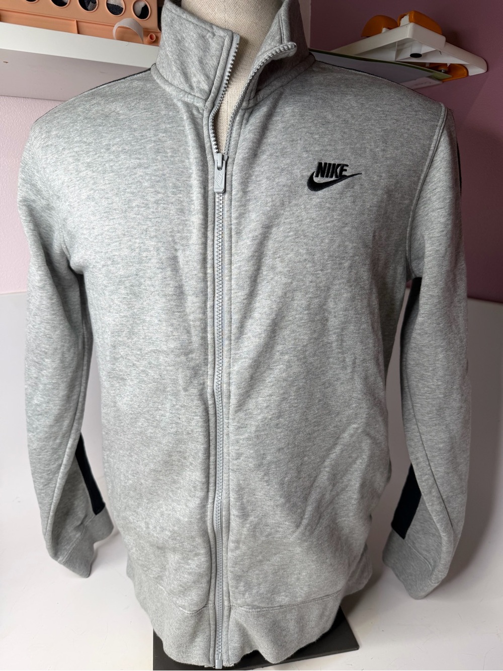 Nike Light Gray Full-Zip Men's Sweatshirt Jacket